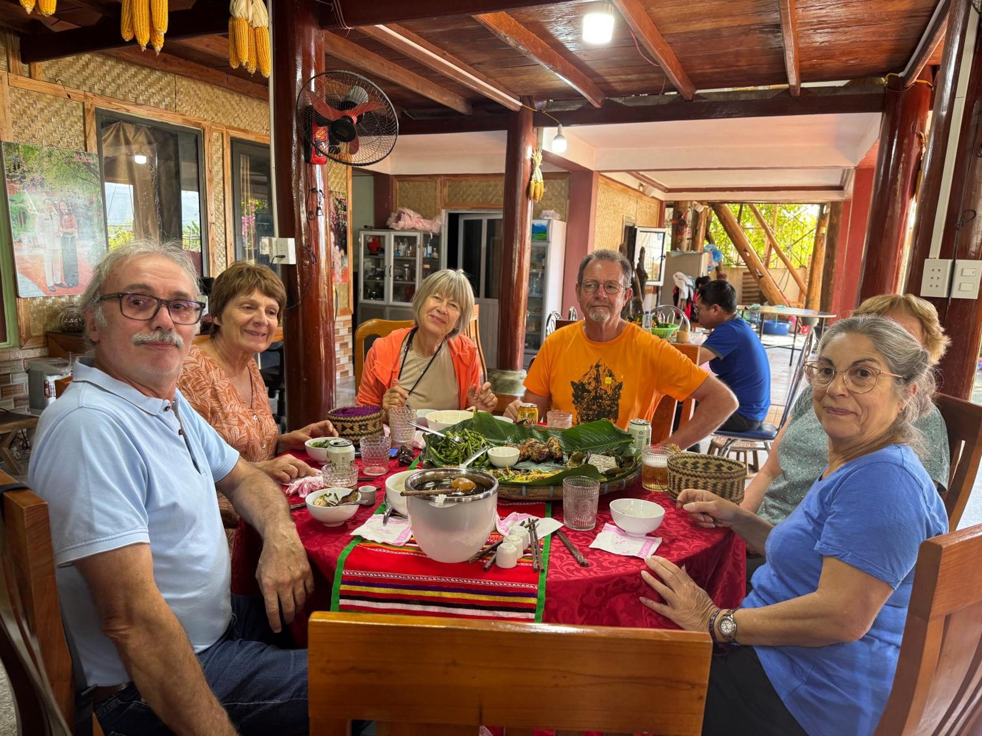 Minh Ngoc Homestay Dien Bien Phu Ban Hin Lom Exteriér fotografie